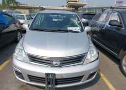 2011 NISSAN VERSA S
