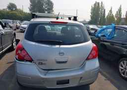 2011 NISSAN VERSA S