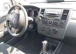 2011 NISSAN VERSA S