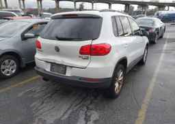 2017 VOLKSWAGEN TIGUAN WOLFSBURG