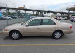 2000 TOYOTA CAMRY