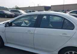 2013 MITSUBISHI lancer se