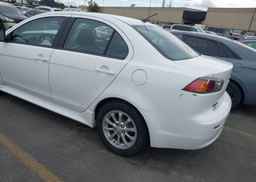 2013 MITSUBISHI lancer se