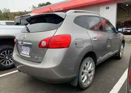 2011 NISSAN ROGUE