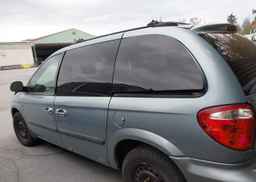 2005 DODGE CARAVAN SE