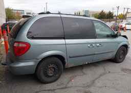 2005 DODGE CARAVAN SE