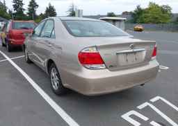 2005 TOYOTA CAMRY