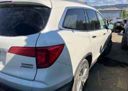 2016 HONDA PILOT