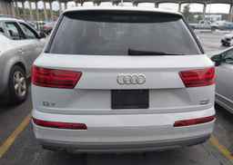 2018 AUDI Q7