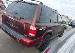 2000 NISSAN PATHFINDER LE
