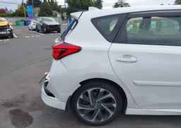 2017 TOYOTA COROLLA iM