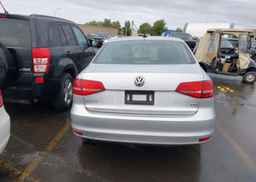 2015 VOLKSWAGEN JETTA SE