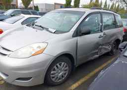 2007 TOYOTA SIENNA CE