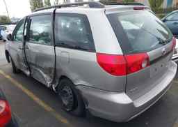 2007 TOYOTA SIENNA CE