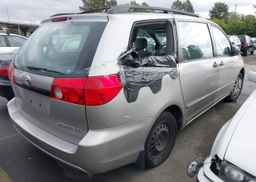 2007 TOYOTA SIENNA CE