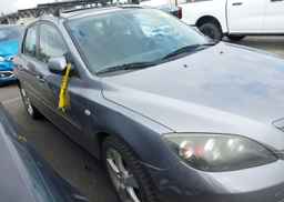 2005 MAZDA 3 HATCHBACK
