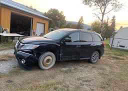 2015 NISSAN PATHFINDER S