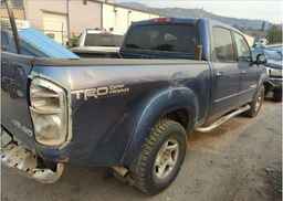 2004 TOYOTA TUNDRA DOUBLE CAB SR5