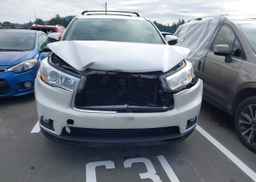 2015 TOYOTA highlander xle