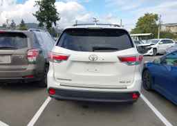 2015 TOYOTA highlander xle
