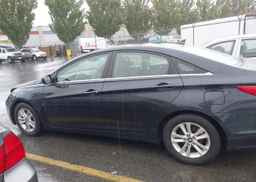 2012 HYUNDAI SONATA GLS