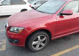 2010 AUDI Q5
