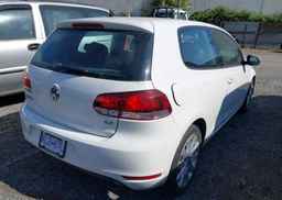 2010 VOLKSWAGEN GOLF