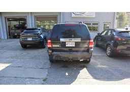 2010 FORD ESCAPE LIMITED