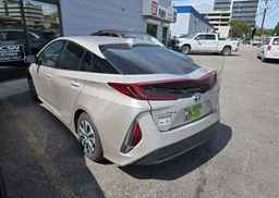 2020 TOYOTA PRIUS