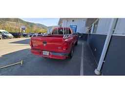 2005 DODGE DAKOTA QUAD SLT
