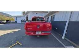 2005 DODGE DAKOTA QUAD SLT