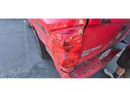 2005 DODGE DAKOTA QUAD SLT