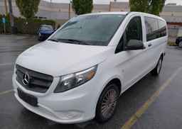 2016 MERCEDES-BENZ METRIS