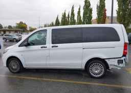 2016 MERCEDES-BENZ METRIS