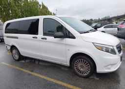 2016 MERCEDES-BENZ METRIS