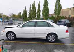 2004 TOYOTA AVALON XL