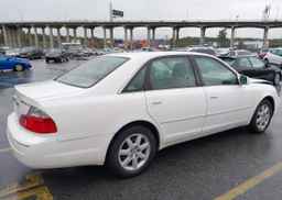 2004 TOYOTA AVALON XL