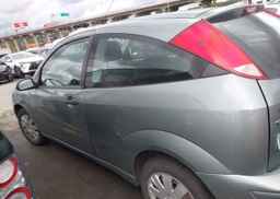 2005 FORD FOCUS ZX3