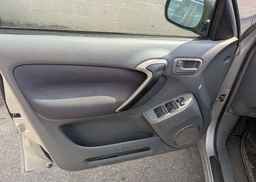2001 TOYOTA RAV4