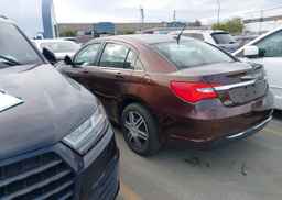 2013 CHRYSLER 200