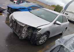 2013 TOYOTA CAMRY