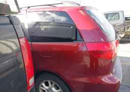 2004 TOYOTA SIENNA XLE