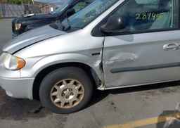 2005 DODGE CARAVAN SE