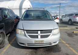 2005 DODGE CARAVAN SE