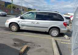 2005 DODGE CARAVAN SE