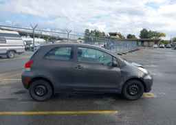 2010 TOYOTA YARIS