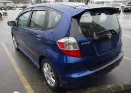 2010 HONDA FIT