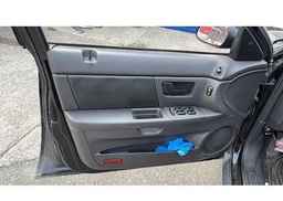 2005 FORD TAURUS SE