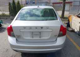 2010 VOLVO S40