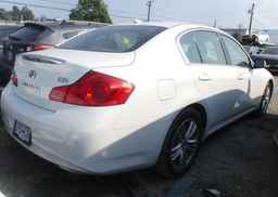 2012 INFINITI G37X